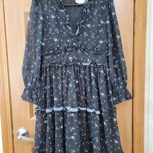 Elegant Black Floral Long Sleeve Dress